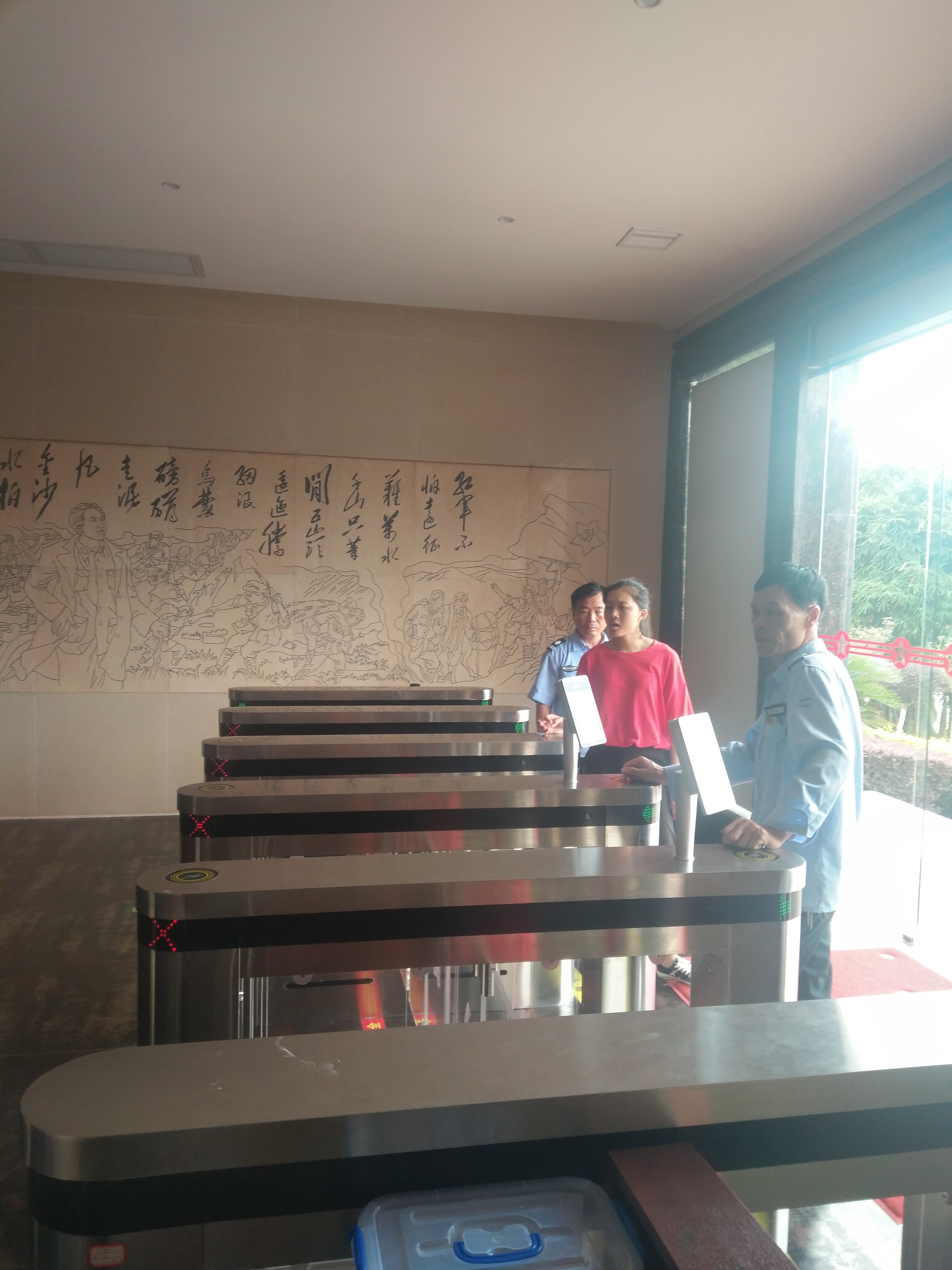 人脸识别门禁系统